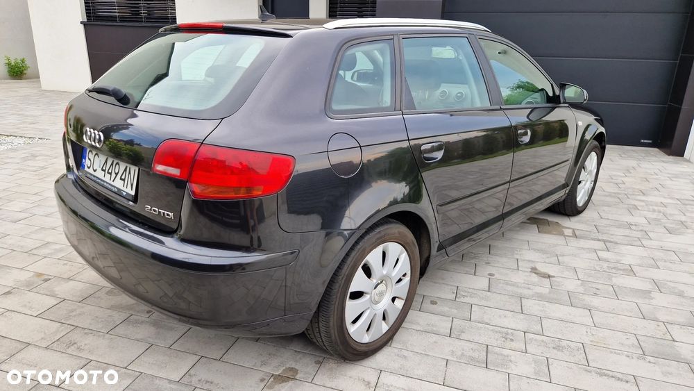 Audi A3 Sportback - 4