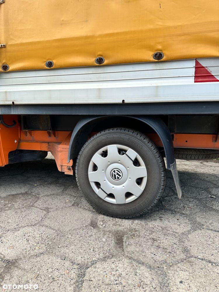 Volkswagen Transporter - 8