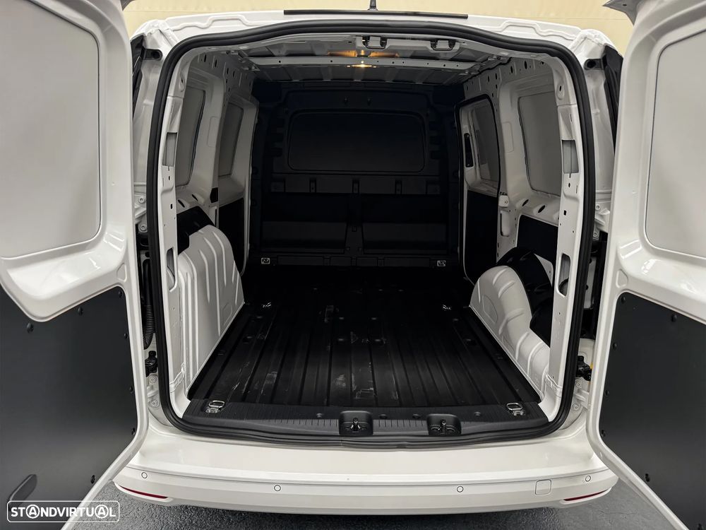VW Caddy Cargo Maxi - 20