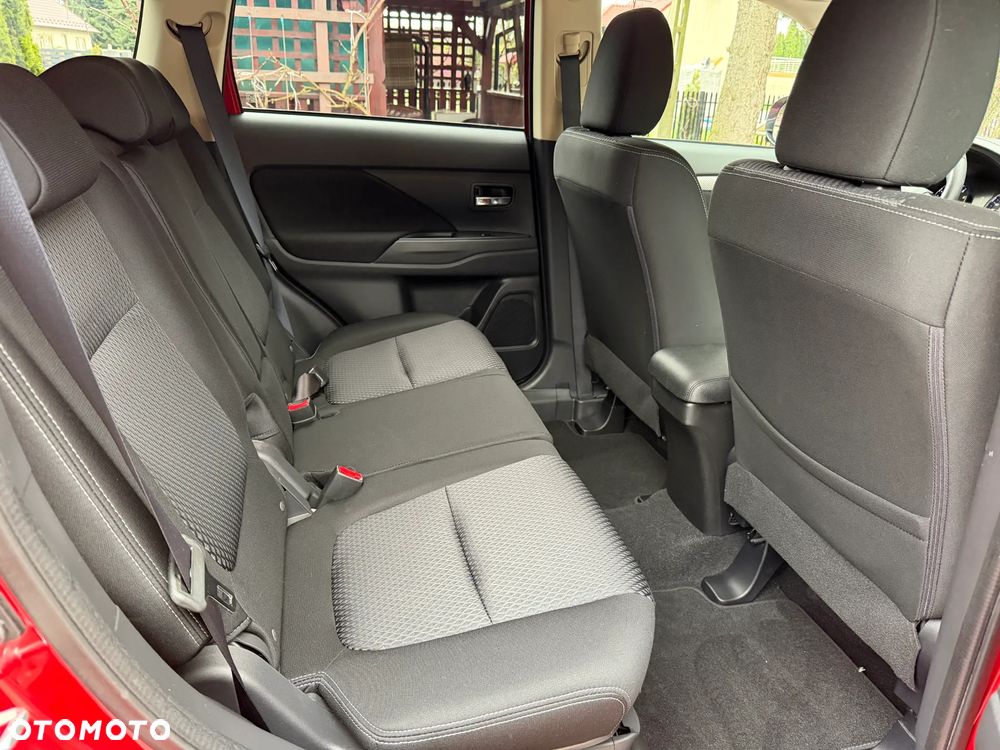 Mitsubishi Outlander 2.0 2WD Edition 100 - 20
