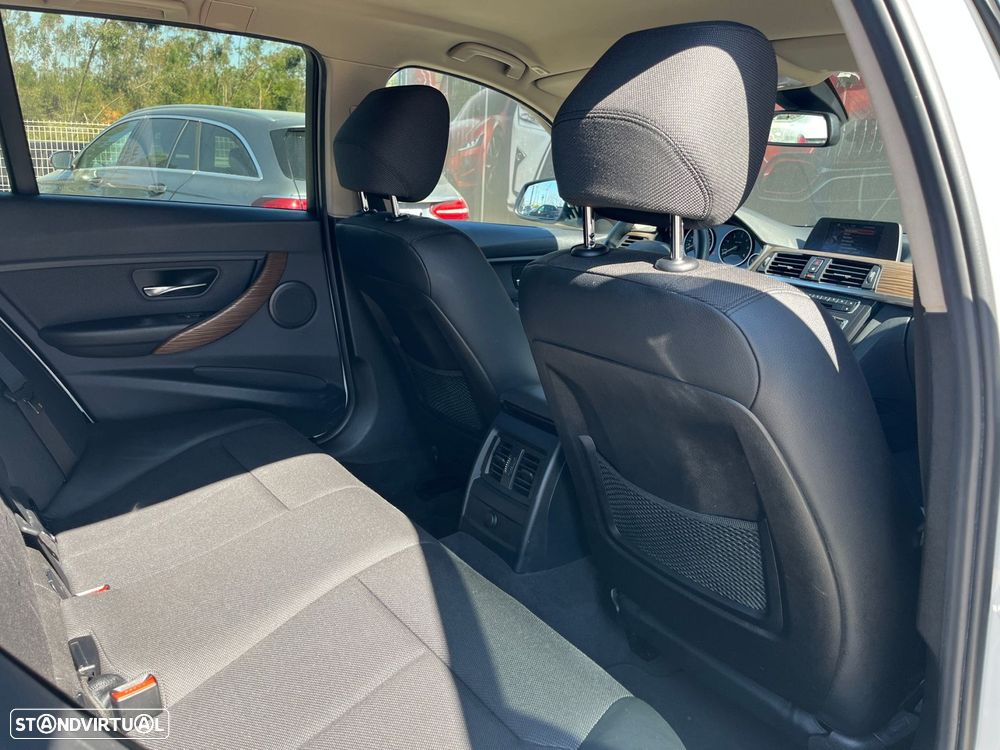 BMW 320 d Efficient Dynamics Edition Modern Line - 47