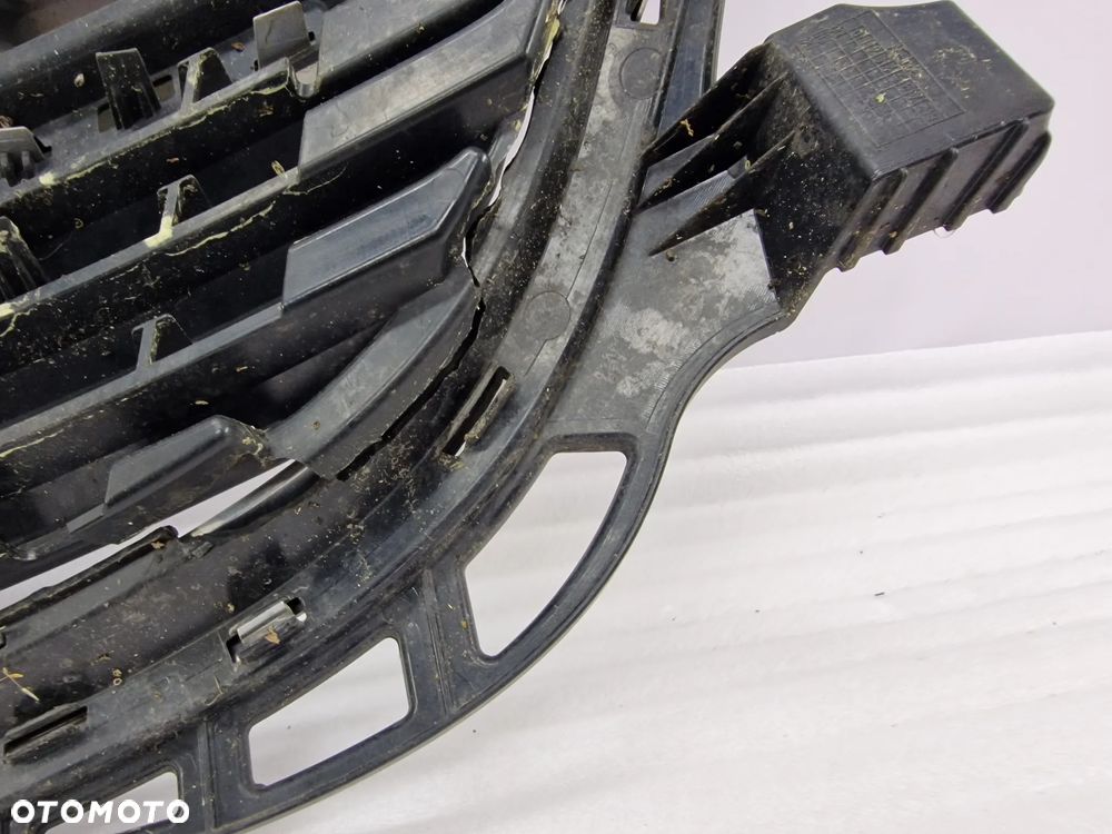 OPEL INSIGNIA A LIFT 13- ATRAPA / GRILL PRZEDNI PRZÓD , NR 13475242 , NR AUKCJI GR3 - 20