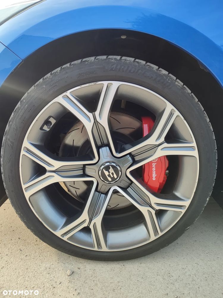 Kia Stinger 3.3 T-GDI V6 GT AWD - 18