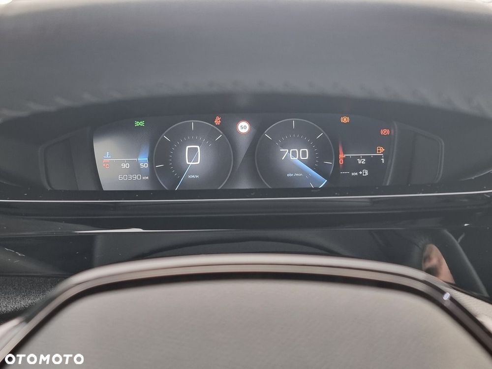 Peugeot 308 1.2 PureTech Allure S&S - 36