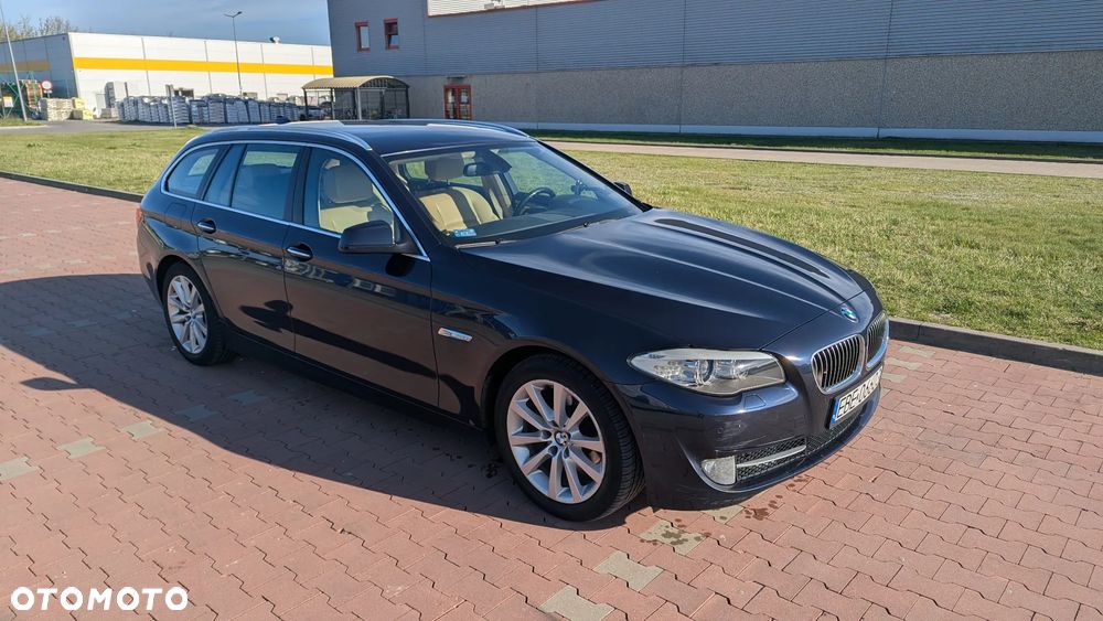 BMW Seria 5 520d Sport-Aut - 1