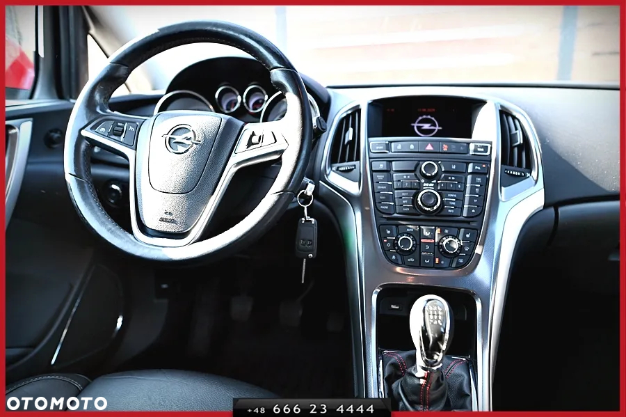 Opel Astra IV 2.0 CDTI Cosmo - 17