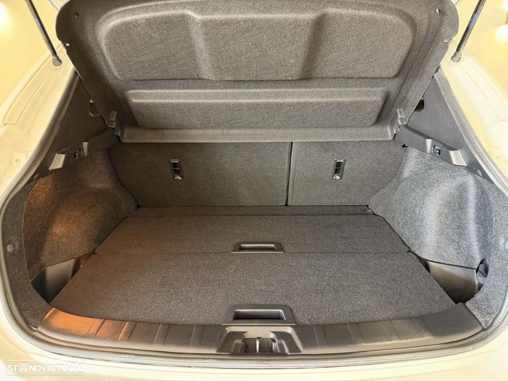 Nissan Qashqai 1.5 dCi N-Connecta - 25