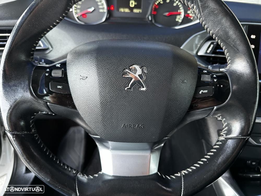 Peugeot 308 1.6 BlueHDi Allure - 21