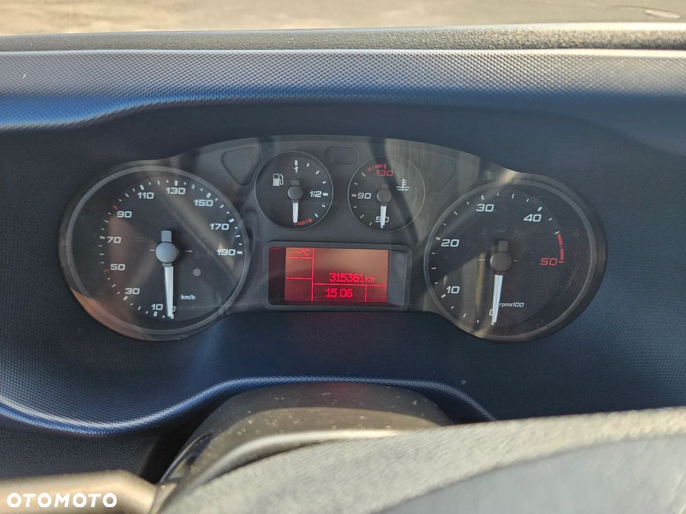 Iveco DAILY 35S18 - 17