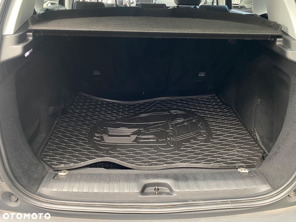 Peugeot 2008 1.2 Pure Tech Allure S&S - 7