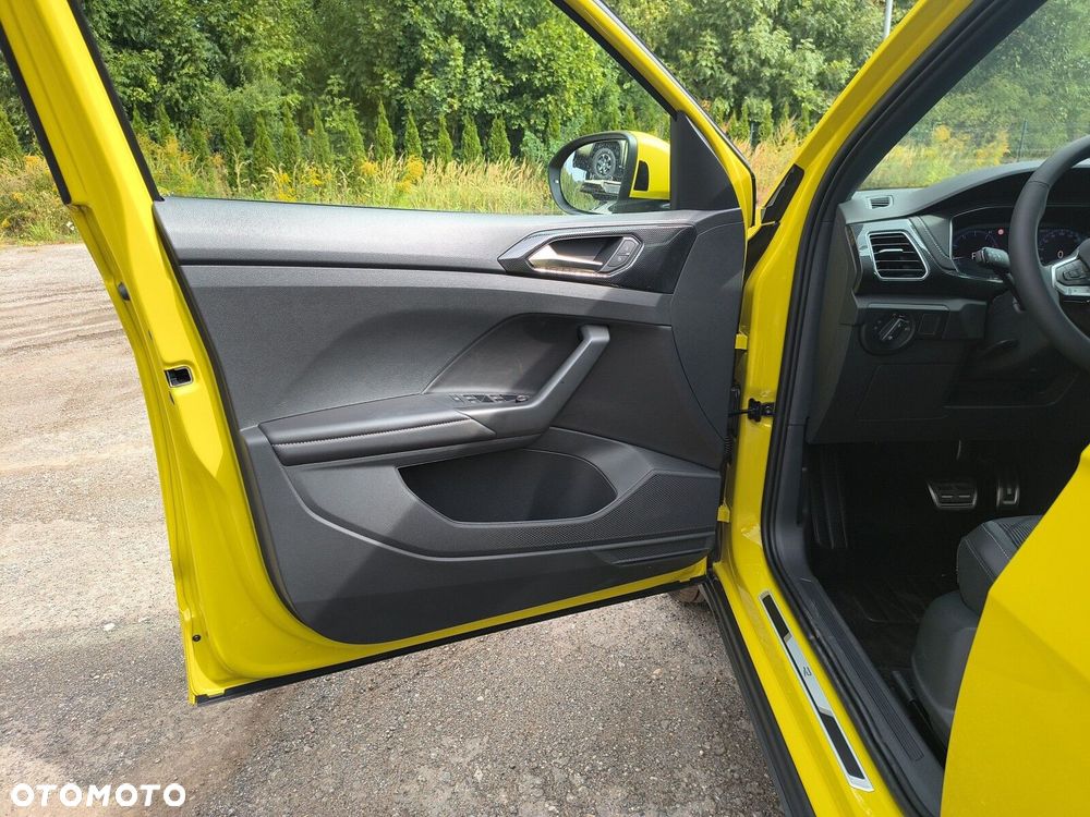 Volkswagen T-Cross - 11