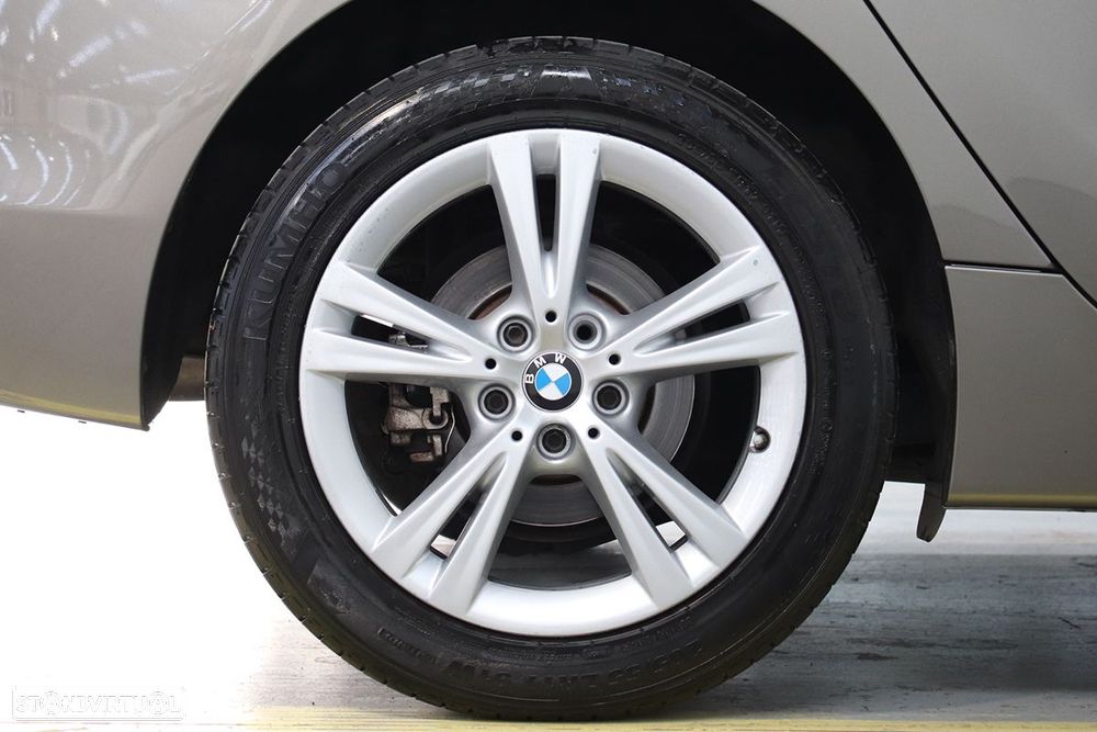 BMW 216 Active Tourer d Line Sport Auto - 5