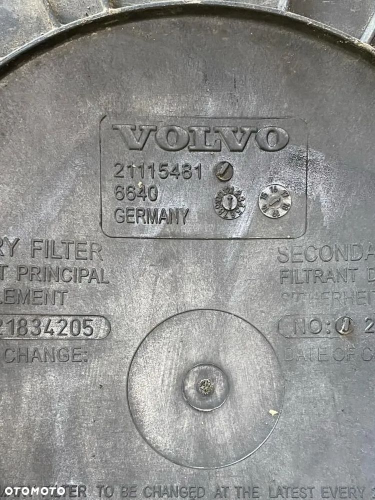 OBUDOWA FILTRA POWIETRZA VOLVO FH 4 - 4