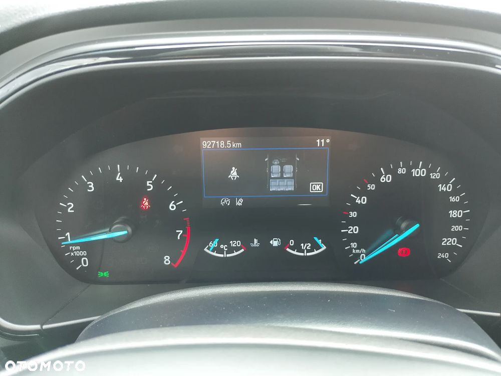 Ford Focus 1.0 EcoBoost Hybrid ST-LINE - 21