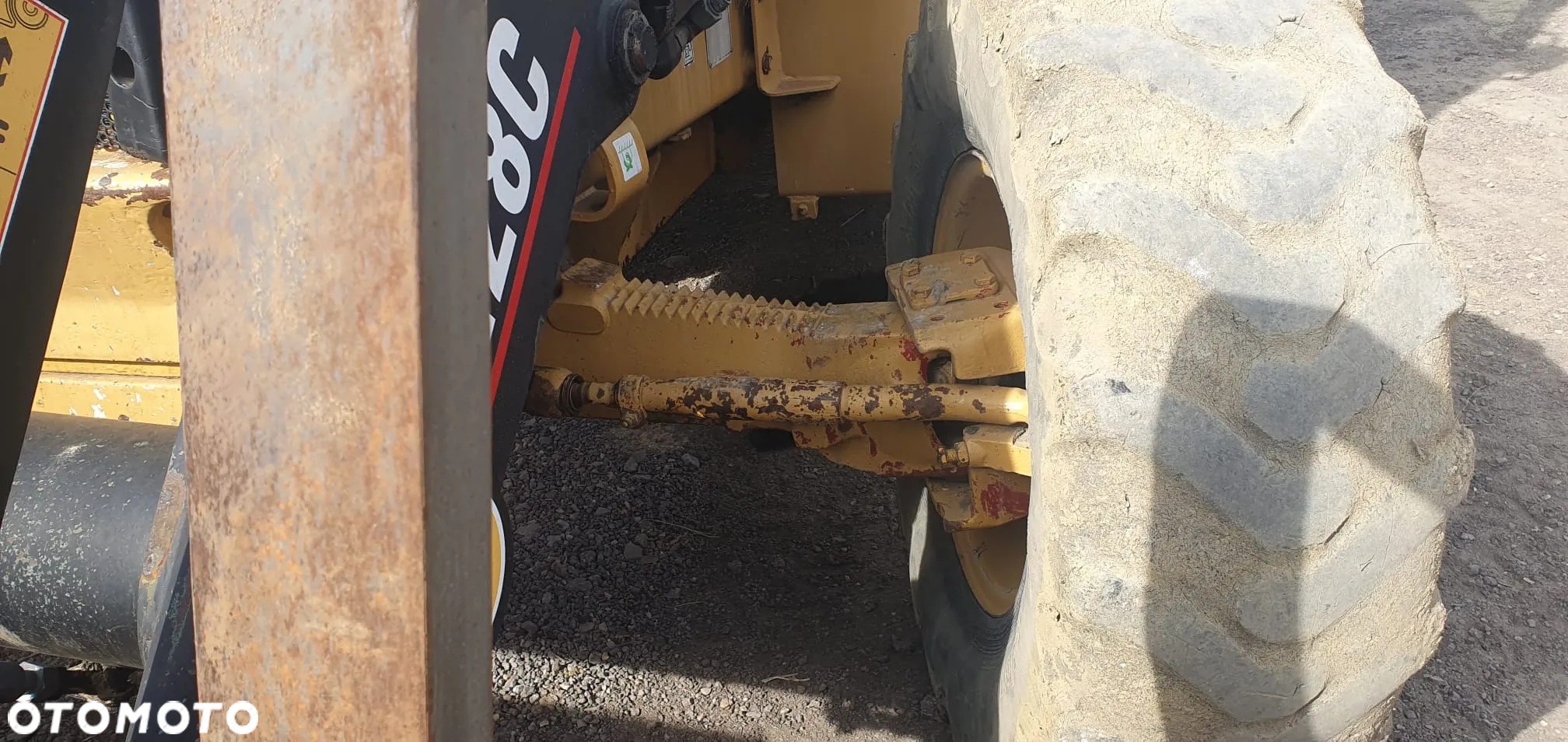 Caterpillar 428C - 13