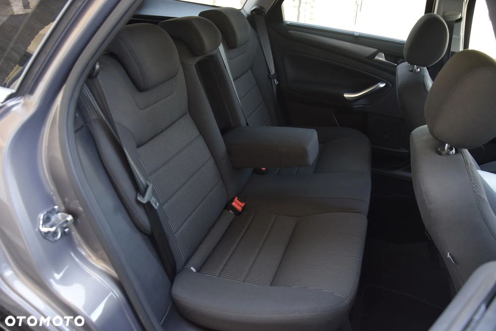 Ford Mondeo 2.0 TDCi Titanium X - 26