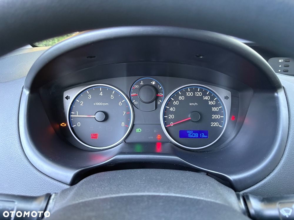 Hyundai i20 - 13