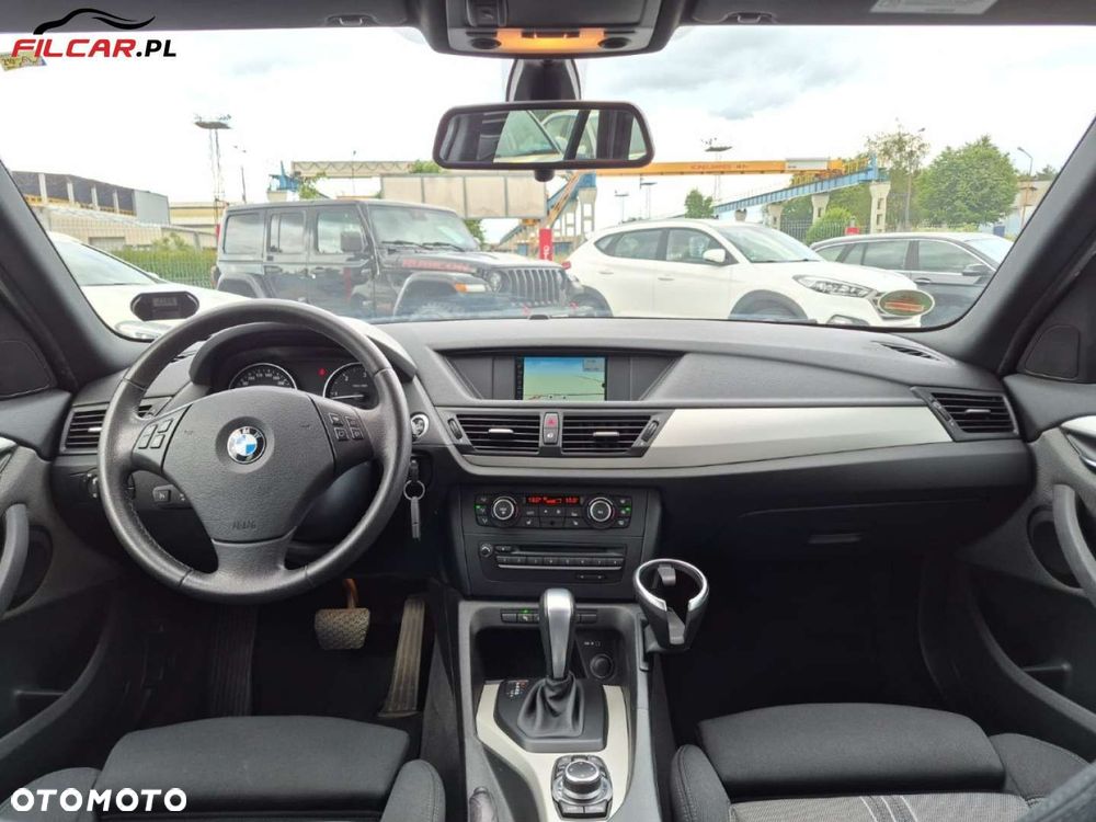 BMW X1 - 11