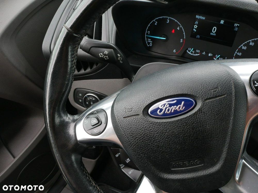 Ford Transit Connect - 16