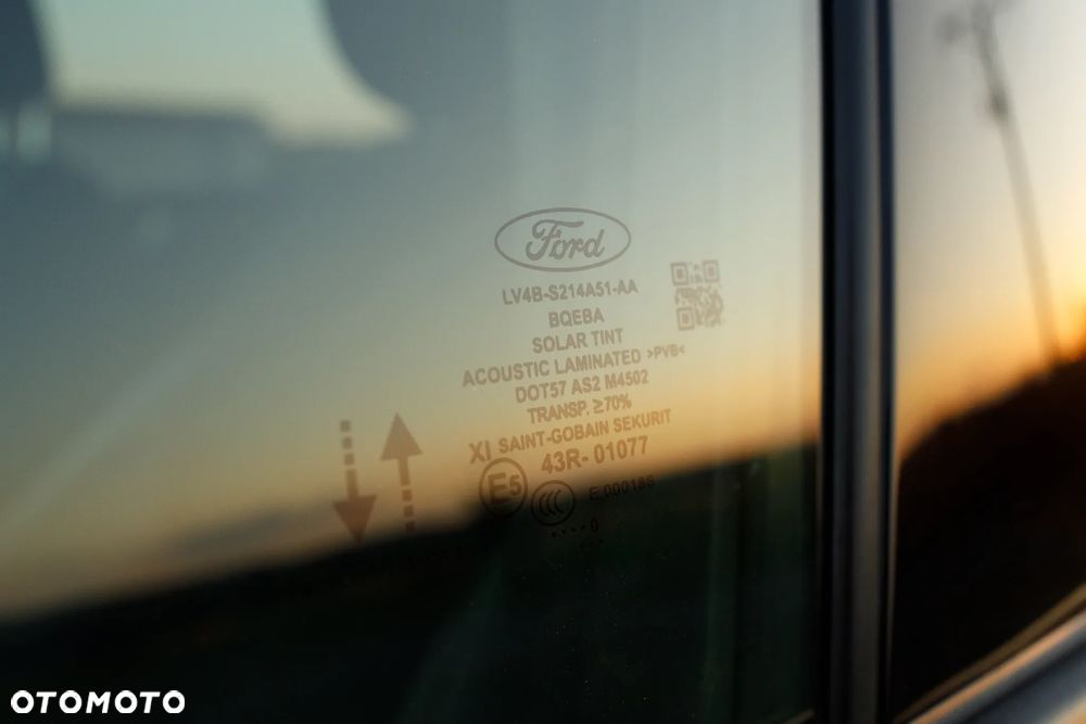 Ford Kuga 2.5P PHEV FWD ST-Line X - 25