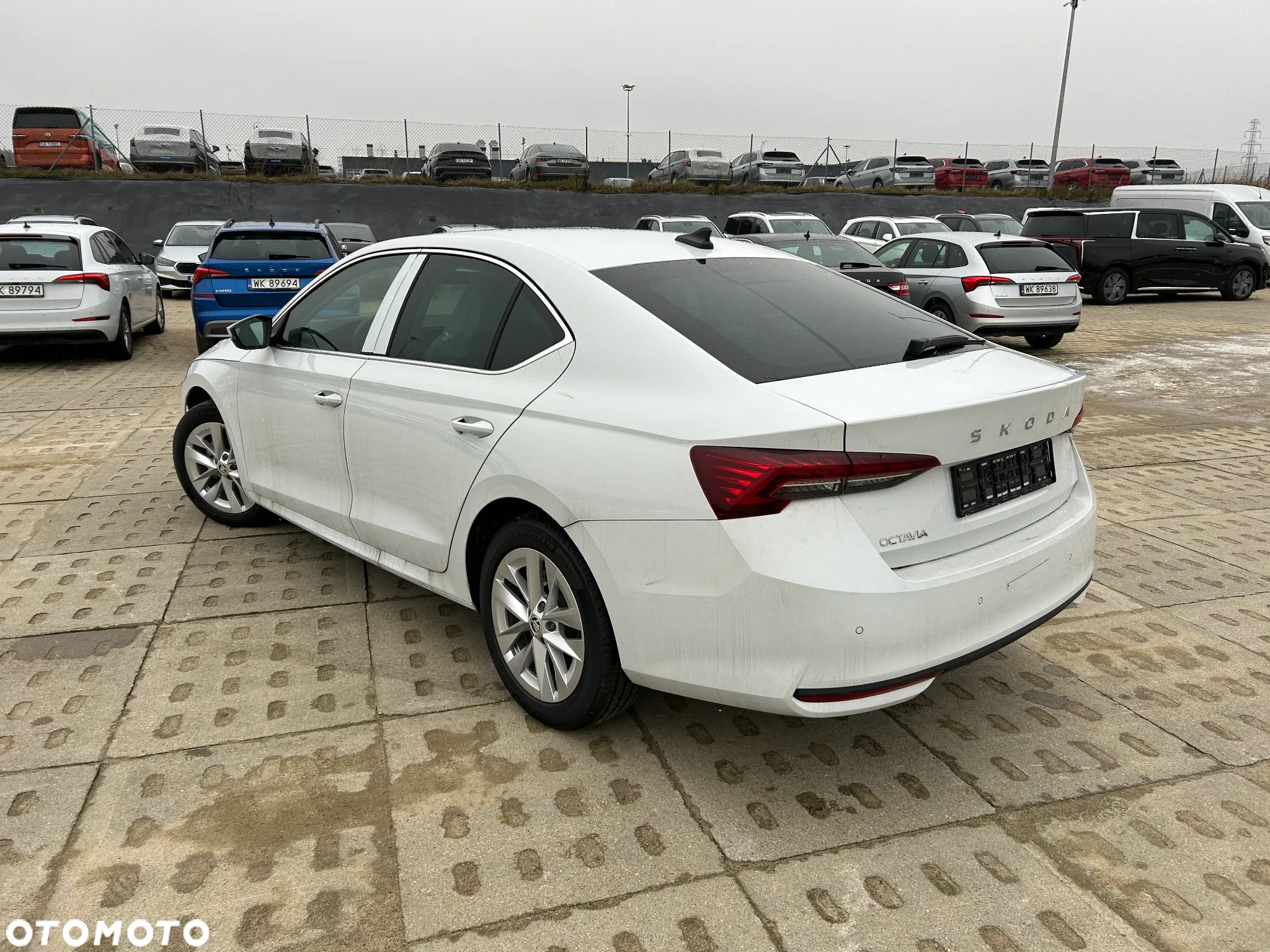 Skoda Octavia 2.0 TDI Edition 130 Selection DSG - 4