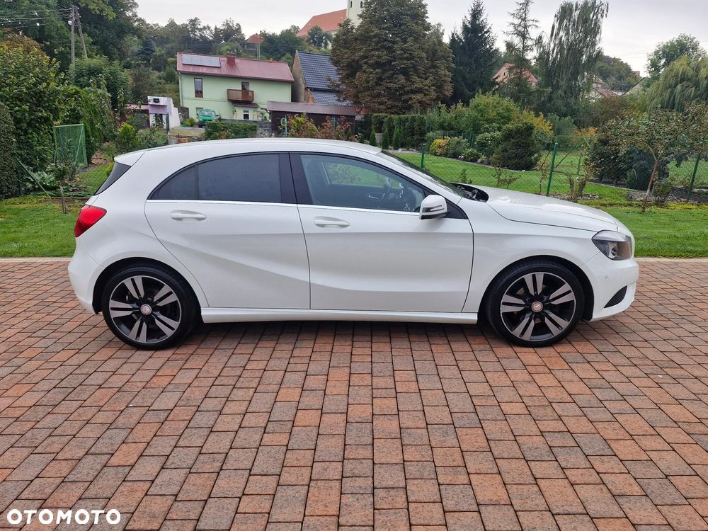 Mercedes-Benz Klasa A 180 (BlueEFFICIENCY) - 6