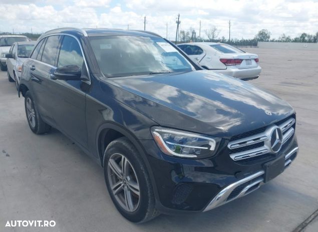 Mercedes-Benz GLC 300 4MATIC 9G-TRONIC - 1