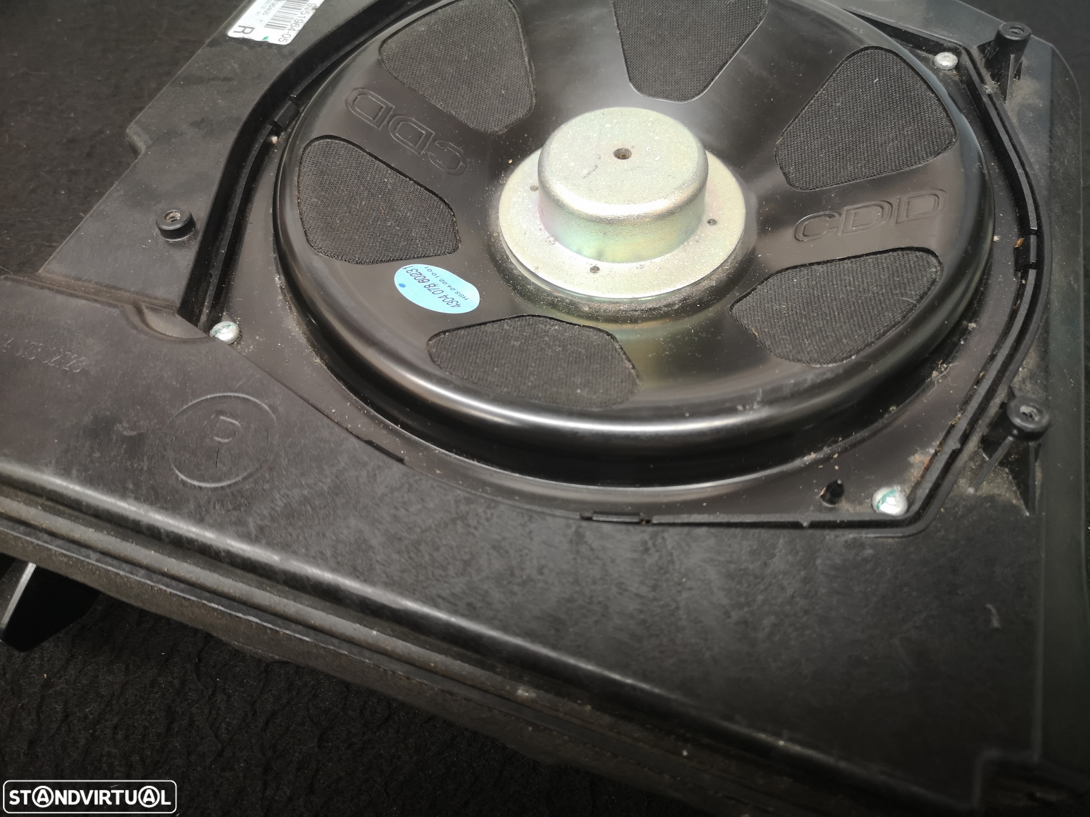 Coluna de som SUBWOOFER direito bmw7 f01 F02 2008-2014 - 2