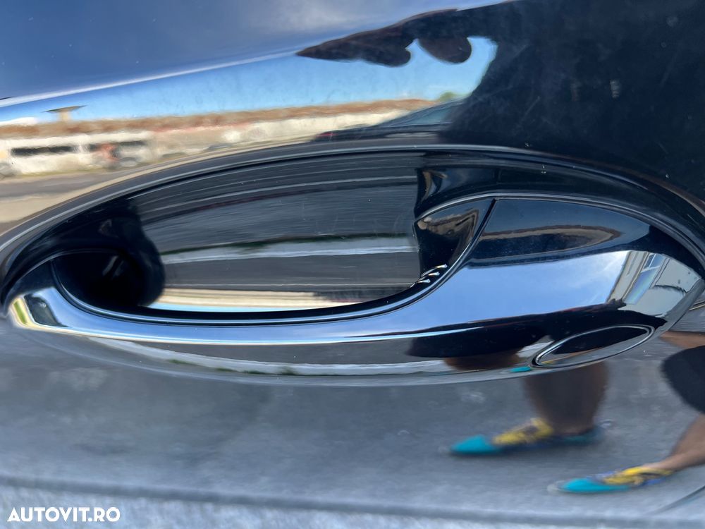 BMW Seria 5 520d Touring Aut. Luxury Line - 9