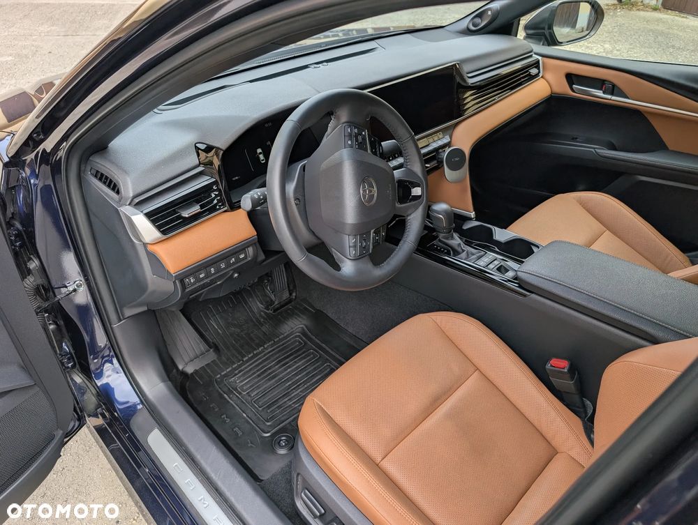 Toyota Camry 2.5 Hybrid Dynamic Force Executive e-CVT - 5