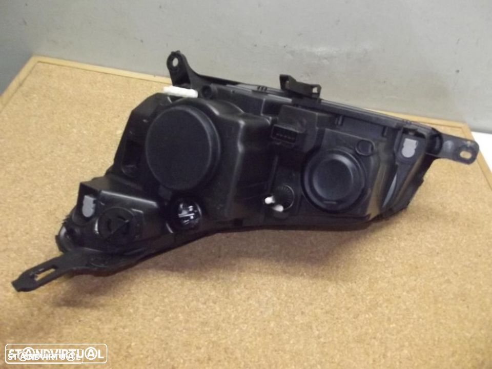 Citroen C5 2004 farol frente - 3