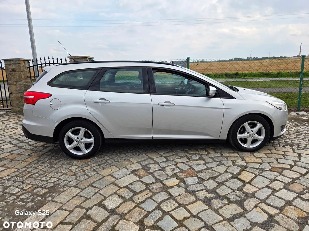 Ford Focus 1.5 TDCi Trend - 6