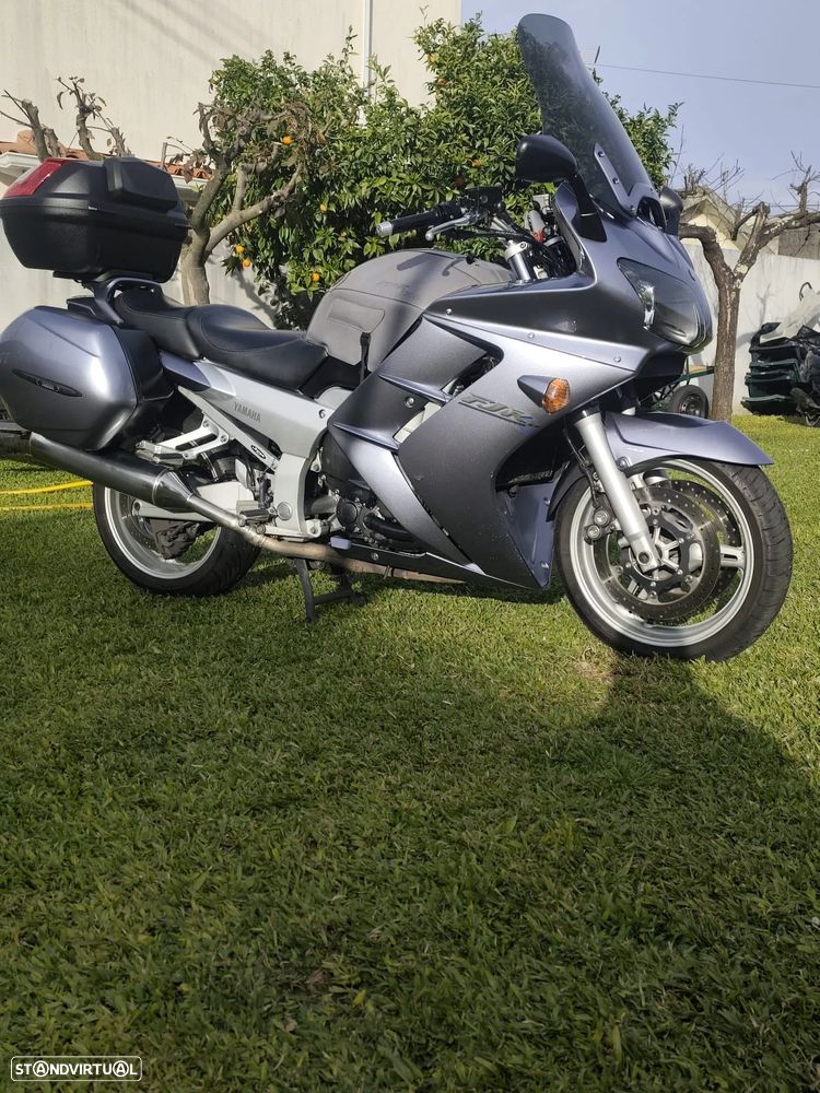 Yamaha FJR Turismo - 1