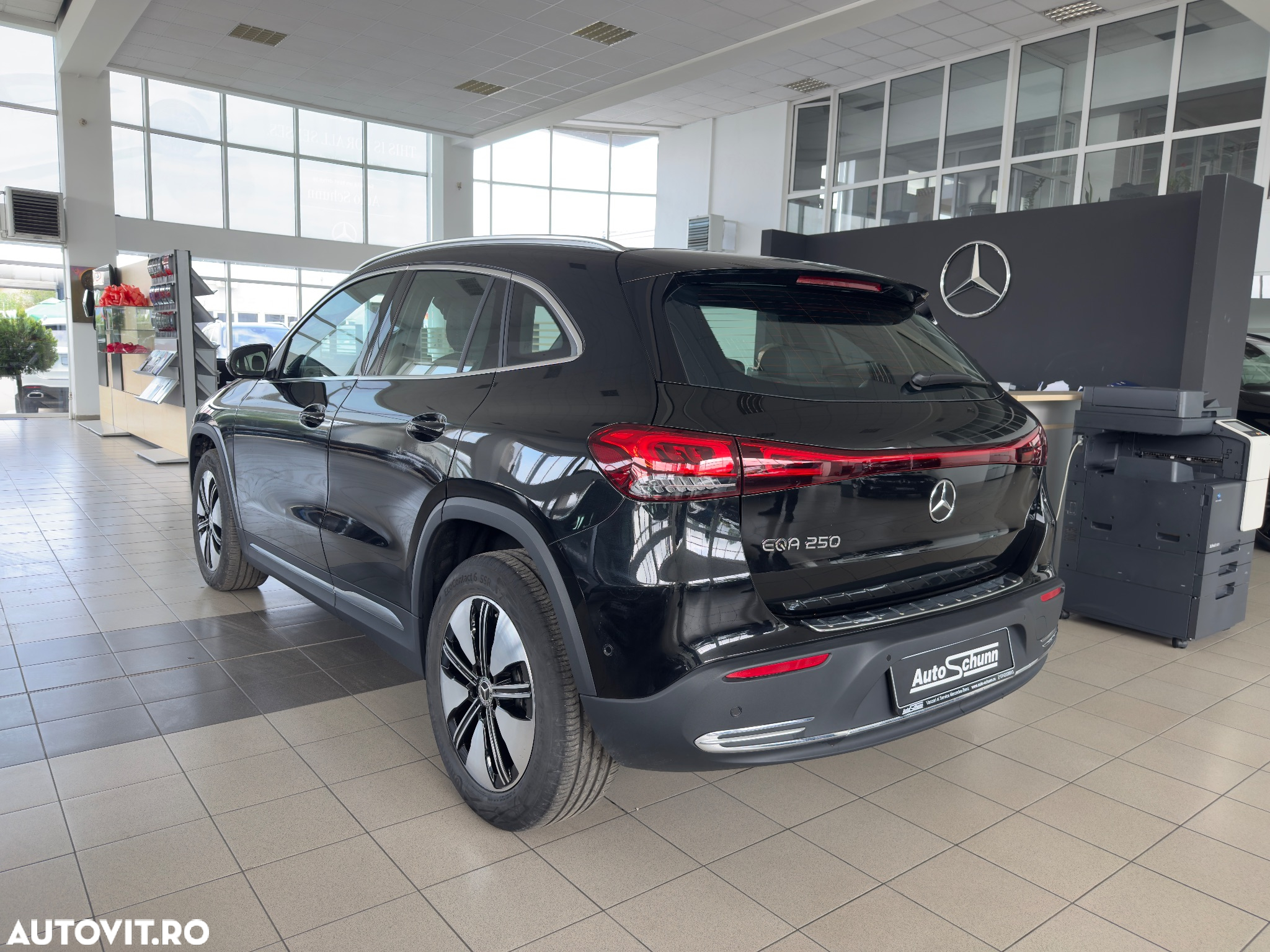 Mercedes-Benz EQA 250 - 8