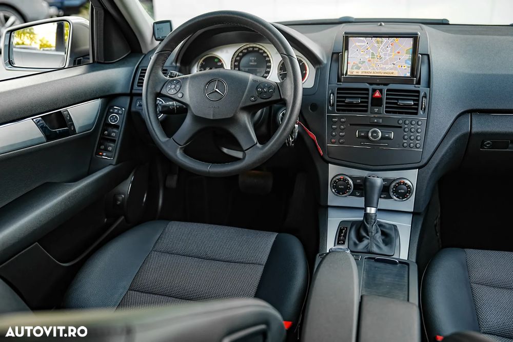 Mercedes-Benz C - 13