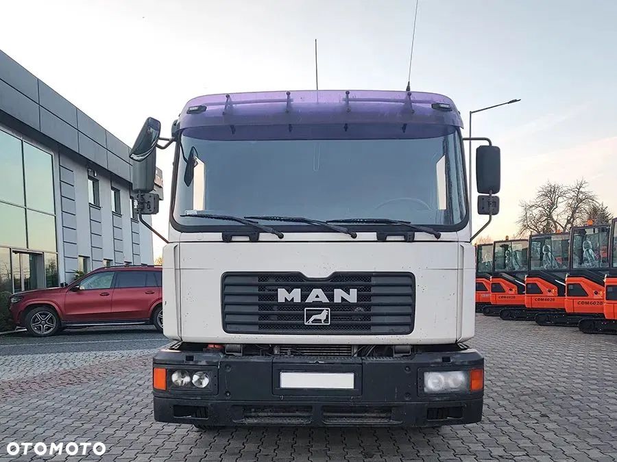 MAN 13.284 - 2