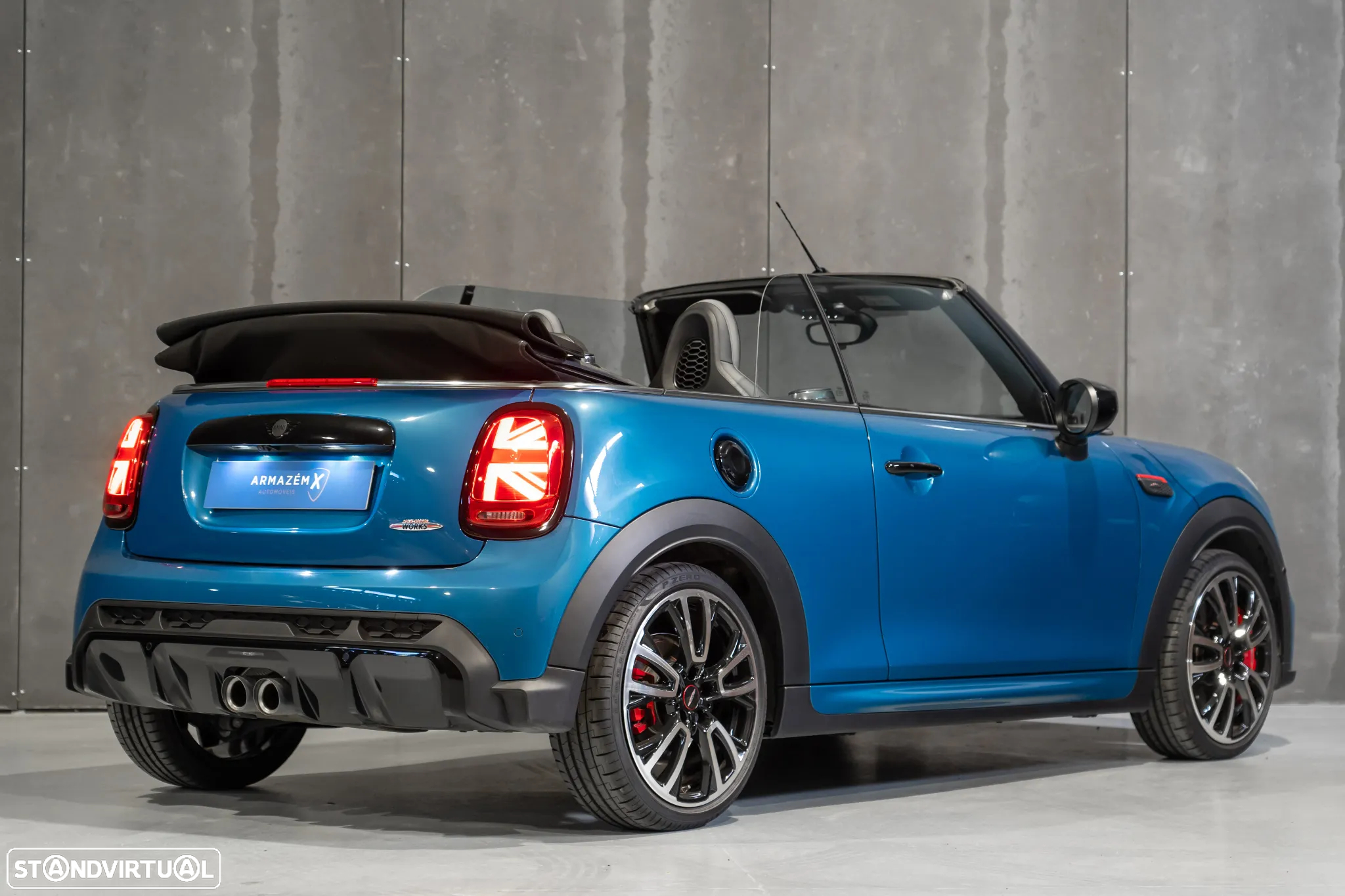 MINI Cabrio John Cooper Works Auto Desportiva - 6