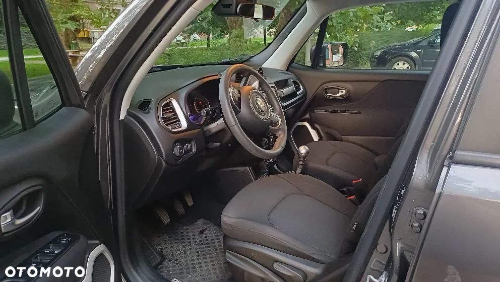 Jeep Renegade - 1