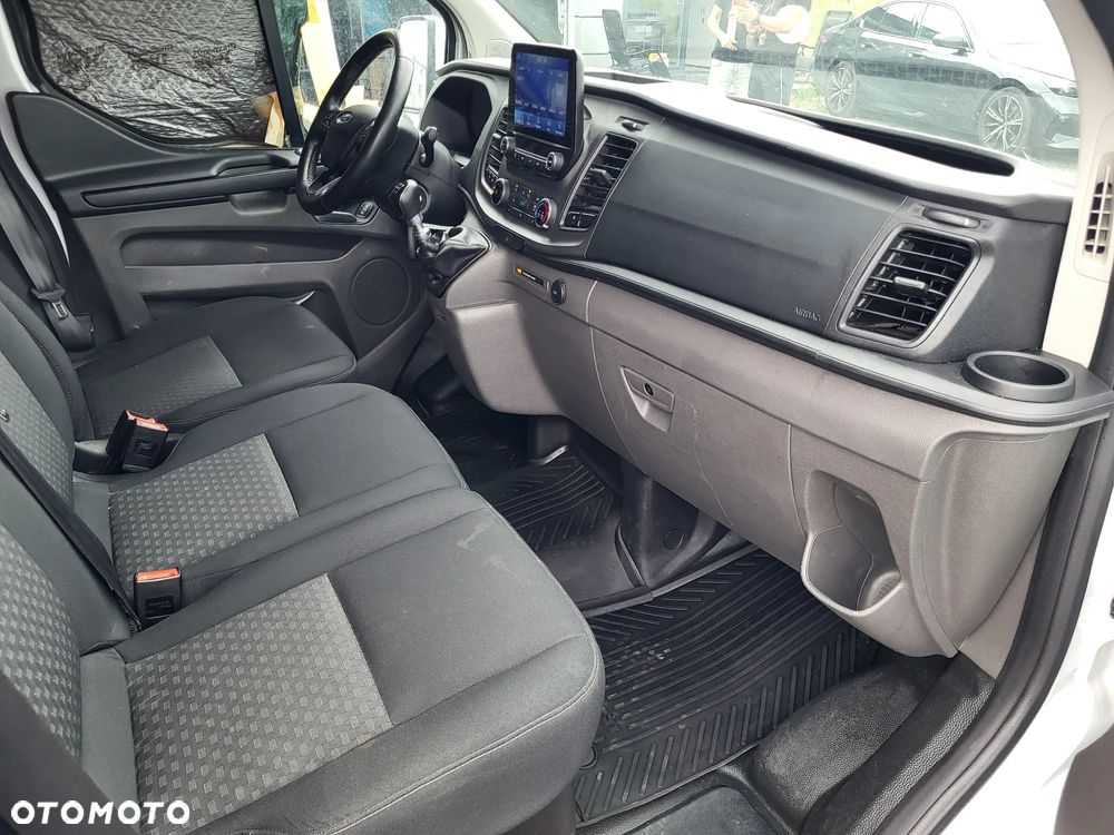 Ford Transit Custom - 14