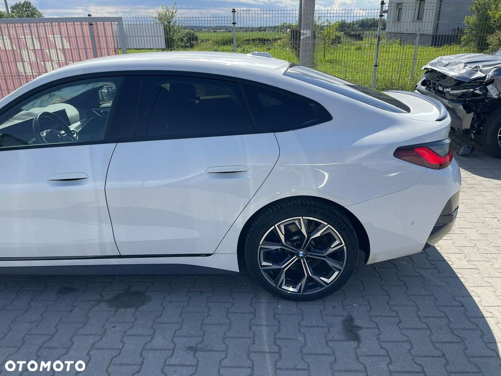 BMW Seria 4 420d xDrive mHEV M Sport - 2