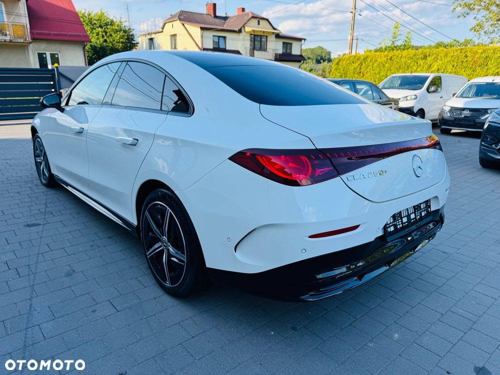 Mercedes-Benz CLA 250 + mit Technologie Edition - 12