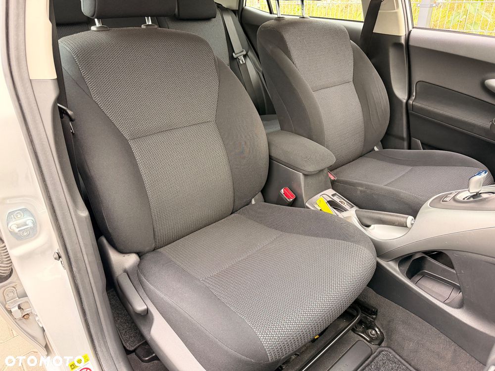 Toyota Auris - 25