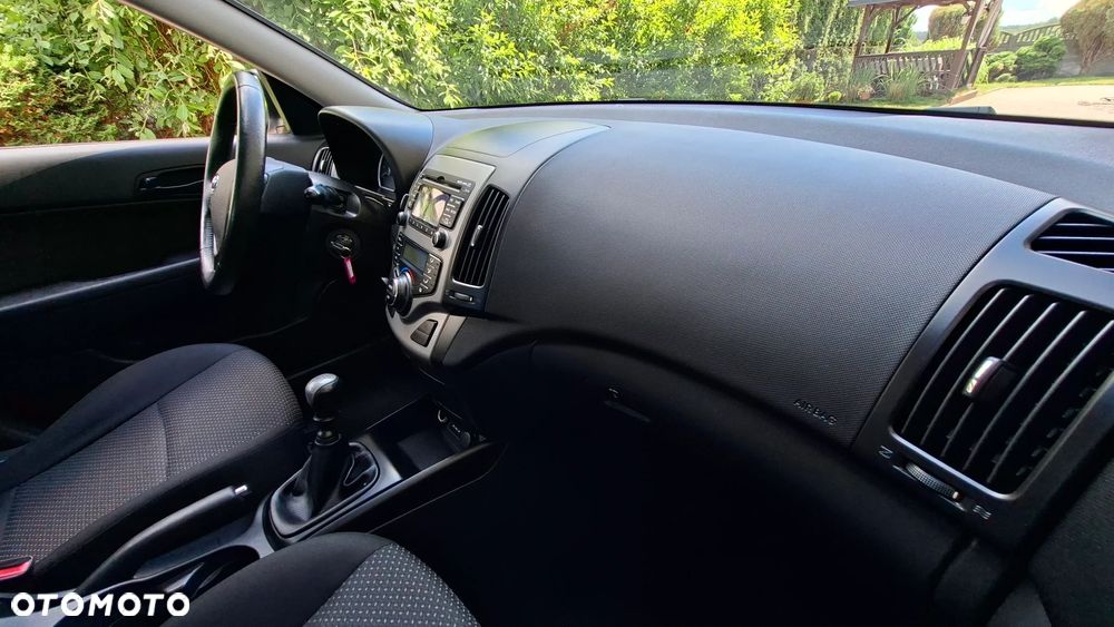 Hyundai i30 1.4 Blue Comfort - 18