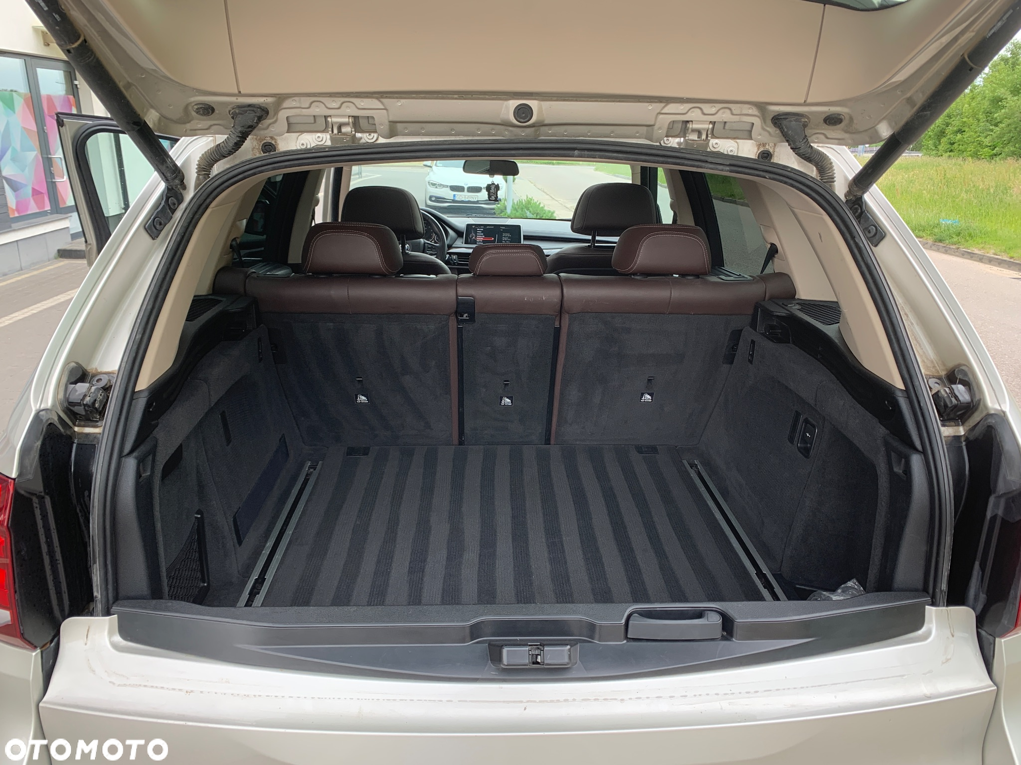 BMW X5 xDrive35i - 18