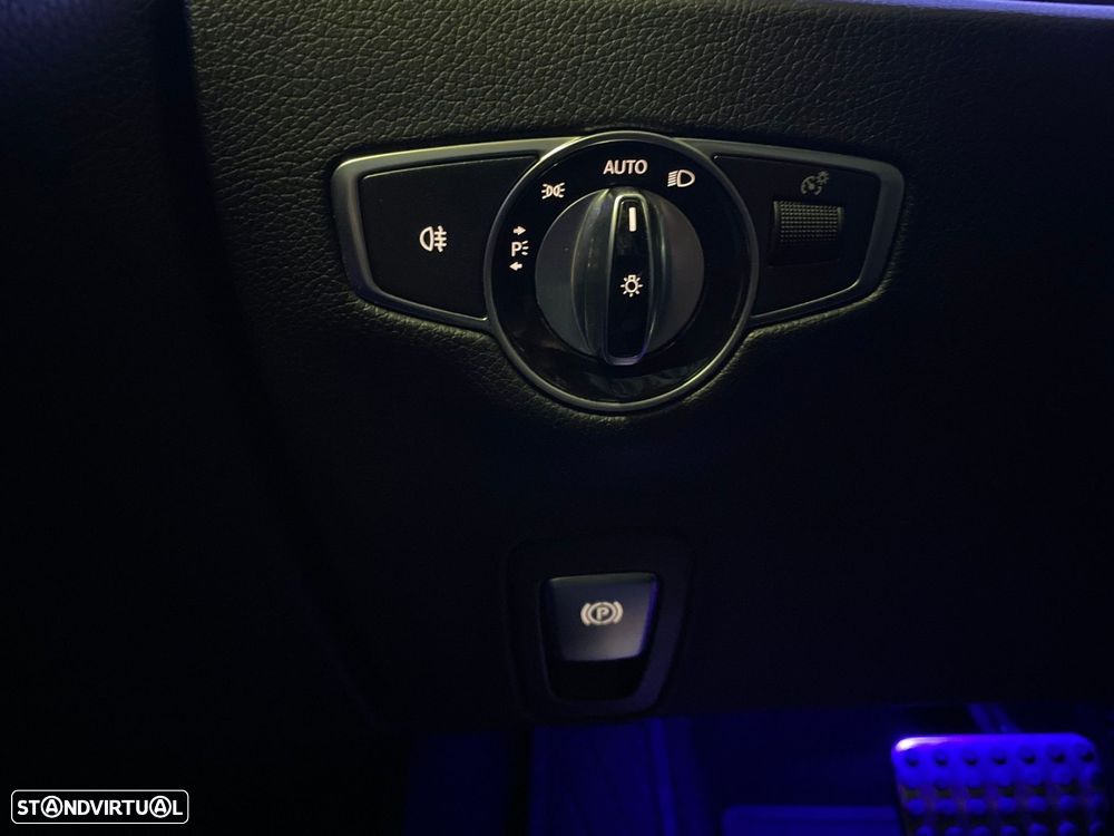 Mercedes-Benz E 300 de AMG Line - 37