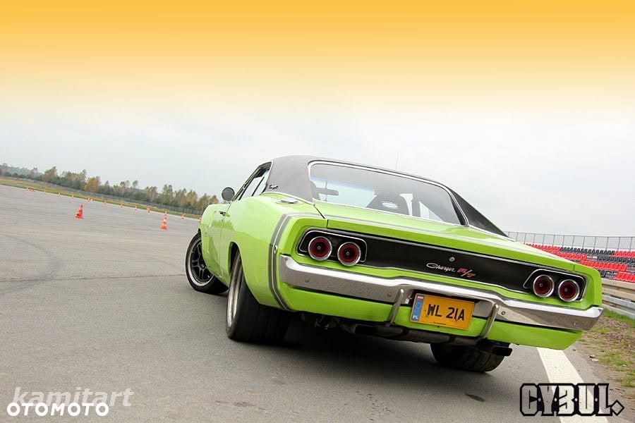 Dodge Charger - 14