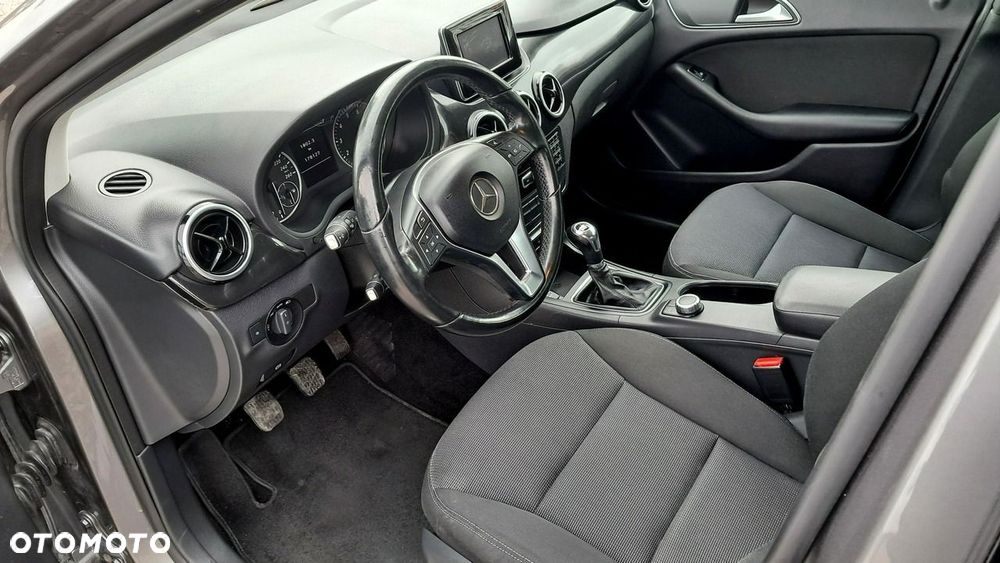 Mercedes-Benz Klasa B 180 BlueEFFICIENCY Edition - 7