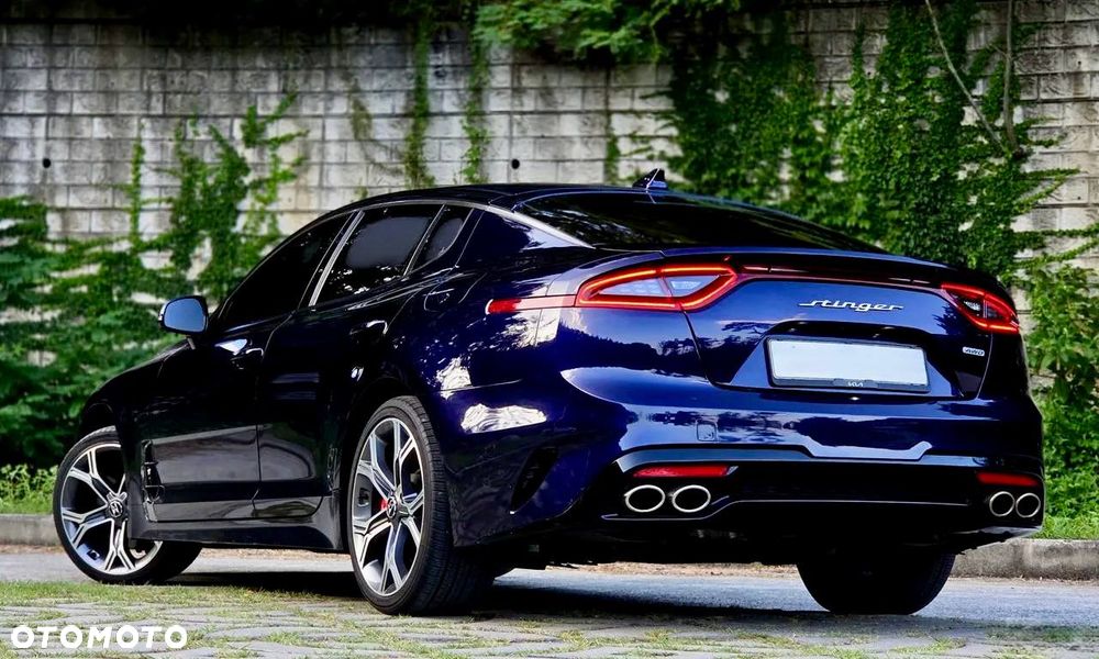 Kia Stinger - 7