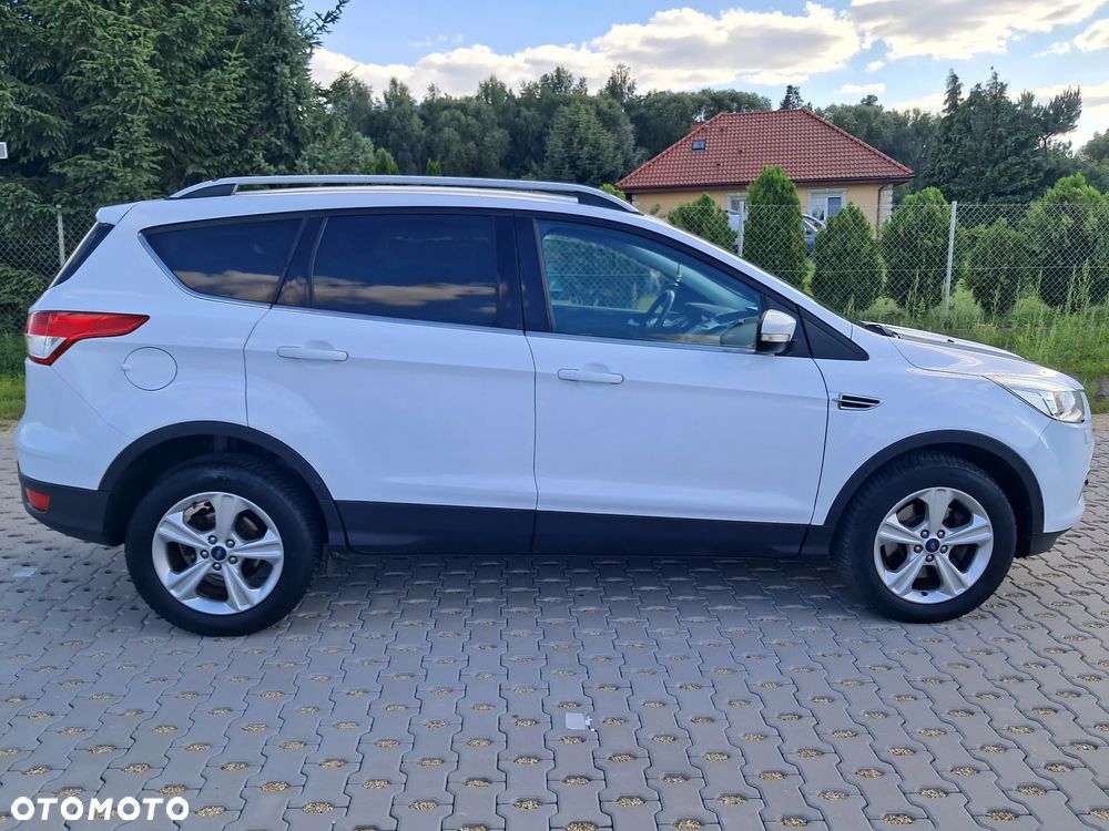 Ford Kuga 2.0 TDCi 2x4 Titanium - 9