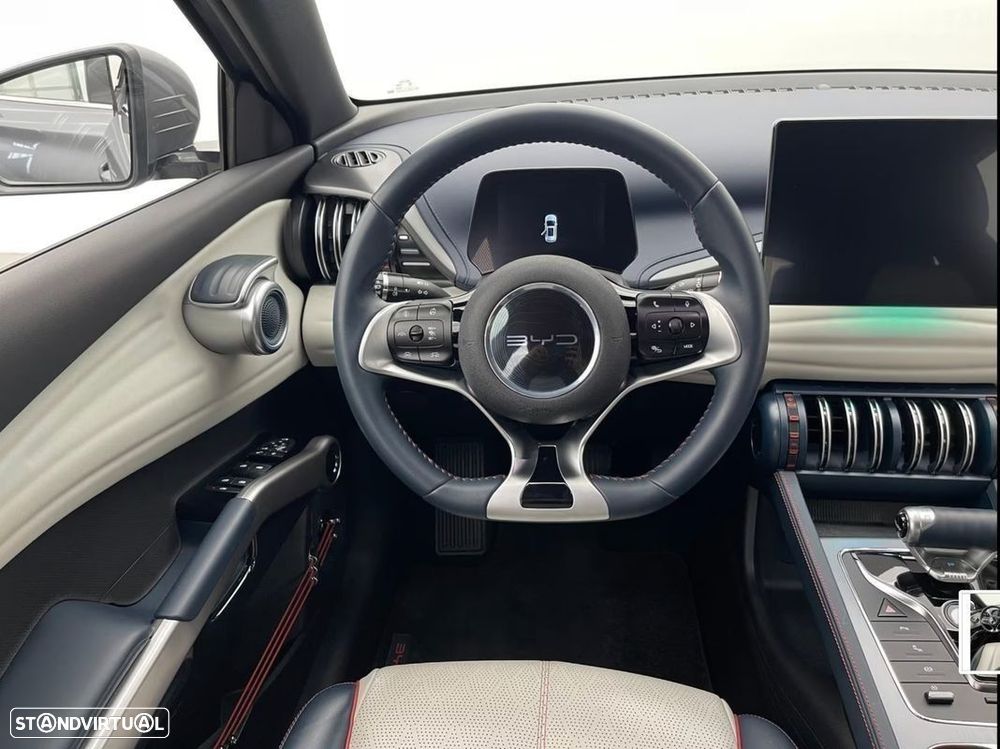 BYD Atto 3 Design — fotografia 15